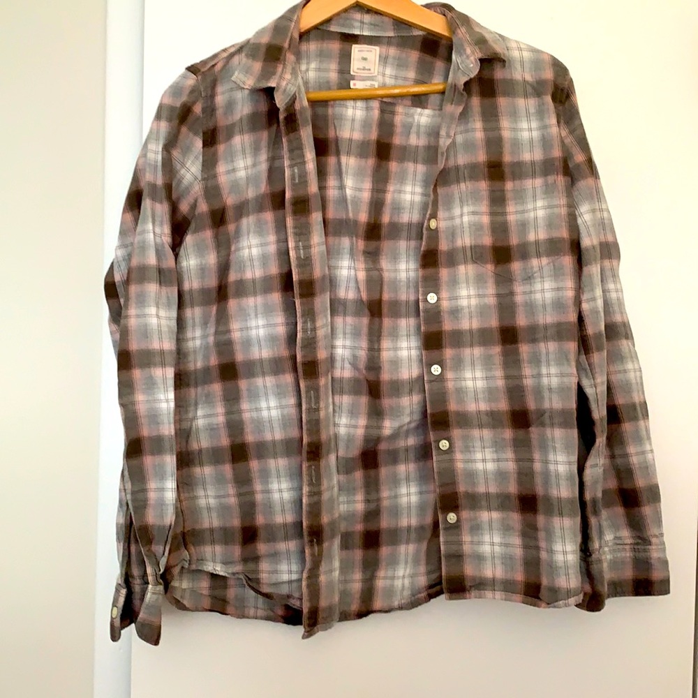 Gap plaid top